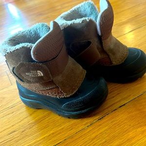 Northface baby/toddler size 5 boots